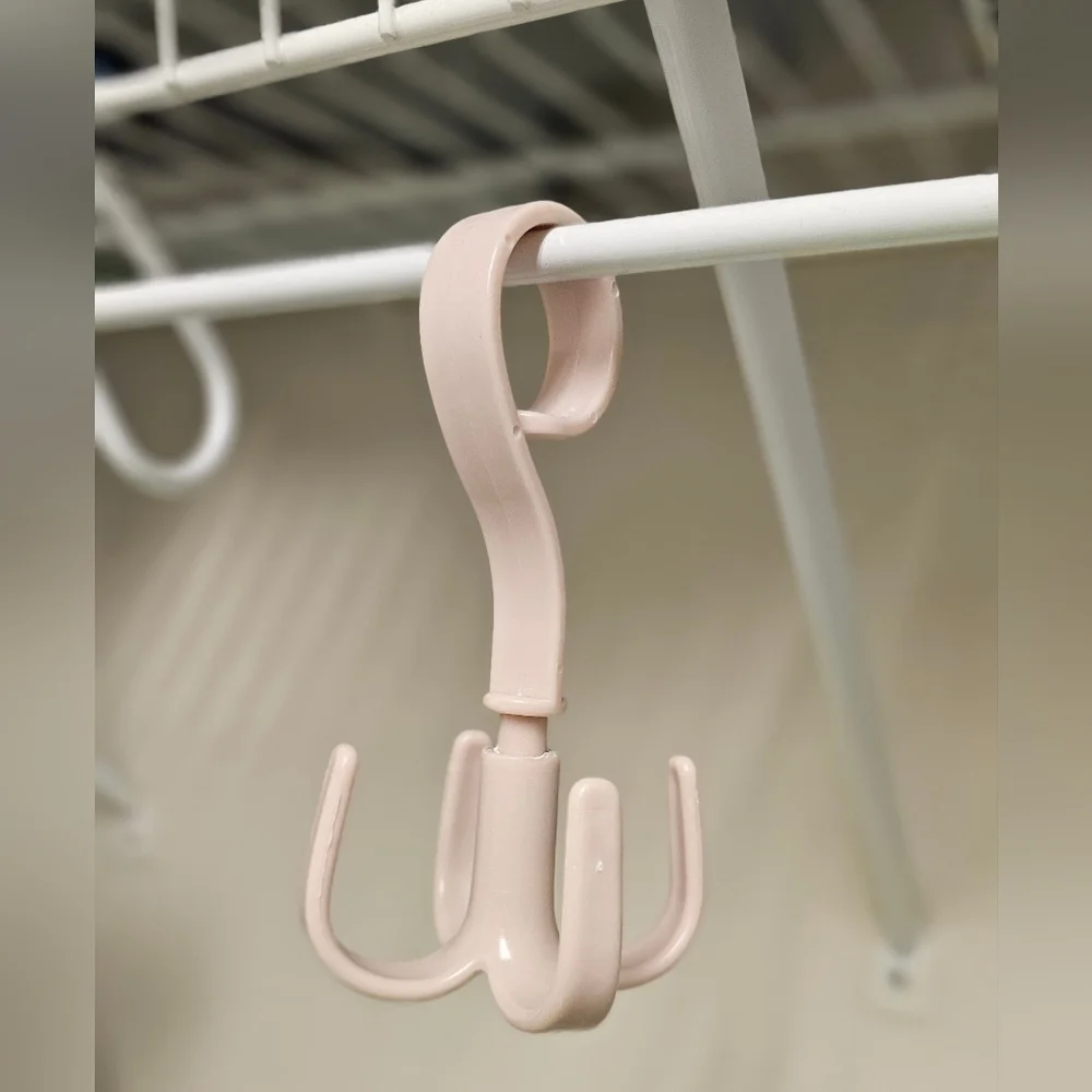 Rotating Hanging 4 Hook Organizer - Light Pink New In Package